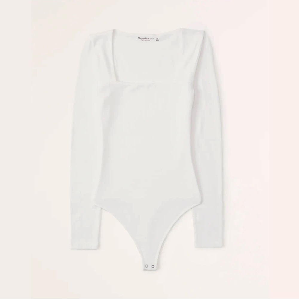 ❌SOLD❌ (NWOT) A&F Square Neck Long Sleeve Bodysuit - Picture 3 of 8